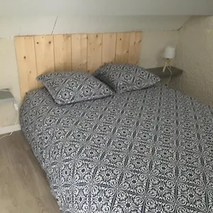 Joli Petit Au Calme, Refait A Neuf, Avec Linge De Maison Fourni Apartamento